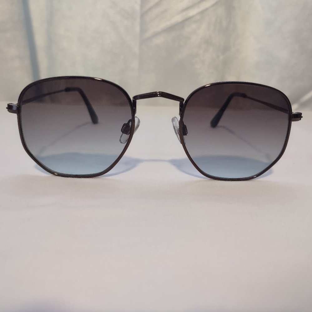 Universal Threads Women's Sunglasses